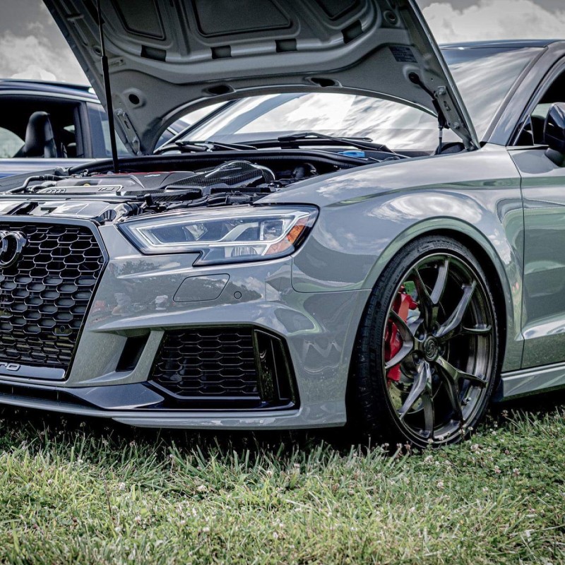 Skewed_logic's Audi RS 3